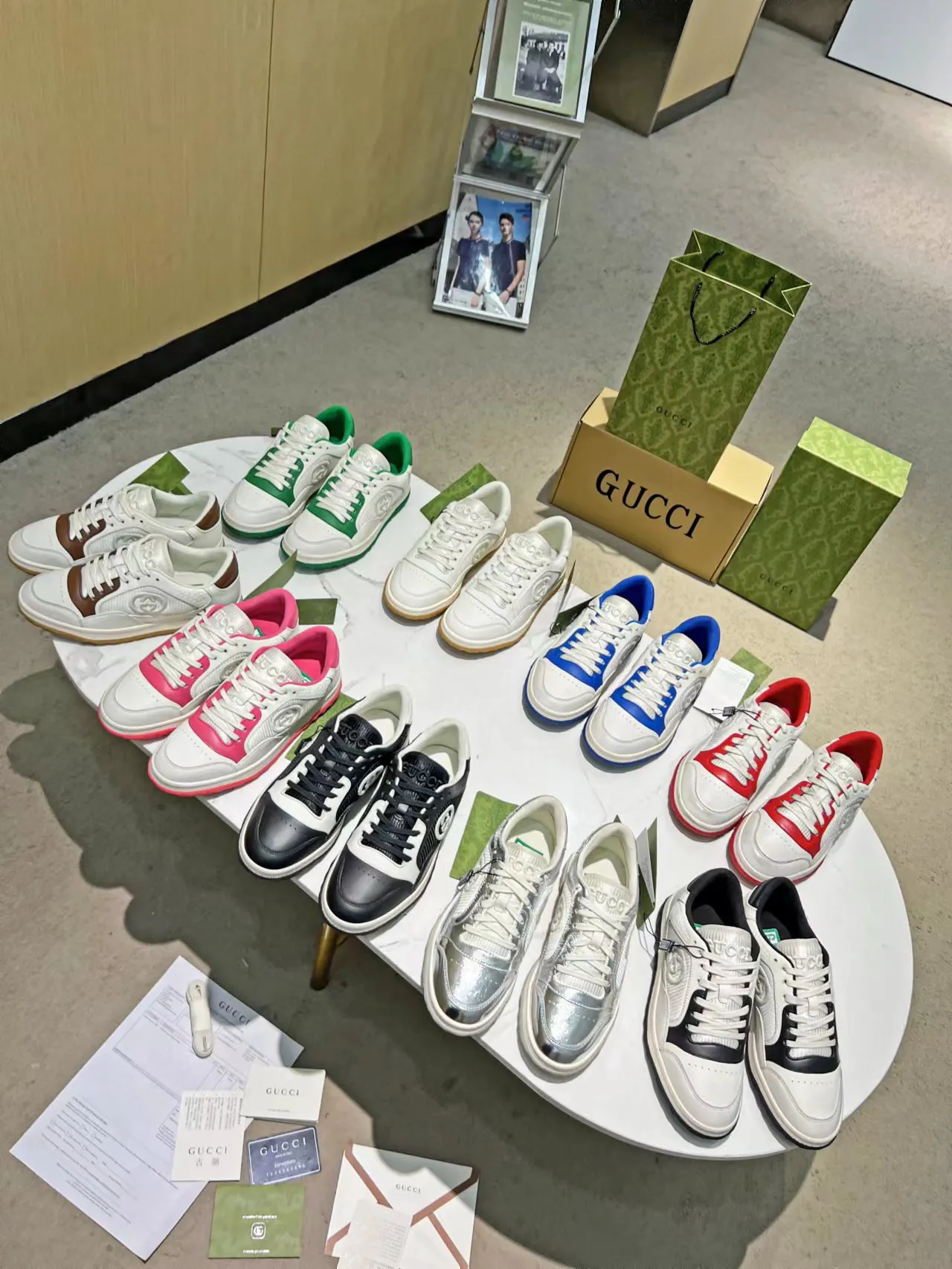 👟👟Ex-factory price 520👟👟 2023 new and highest version of Kuqi Gucci men's and women's small dirty shoes, original version 1: dismantling and re-engraving, no matter the last shape, details, or materials, we have carefully selected them, just to make them good and make your feet feel more comfortable. The texture is the best in the entire network, welcome to shop around for comparison. Color: Synchronized color at the counter, 9 colors available. Size: Female 35-40. Male 39-44